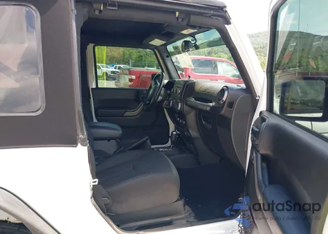 2017 Jeep Wrangler Sport 4X4 из США, поврежденный, VIN 1C4AJWAG3HL540257